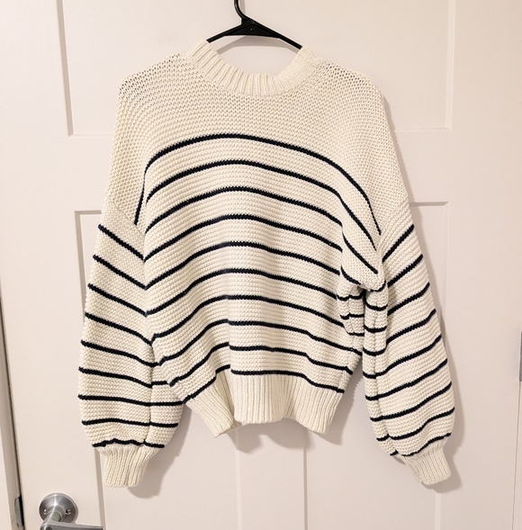 Alex Mill Button Back Sweater - Picture 3 of 9